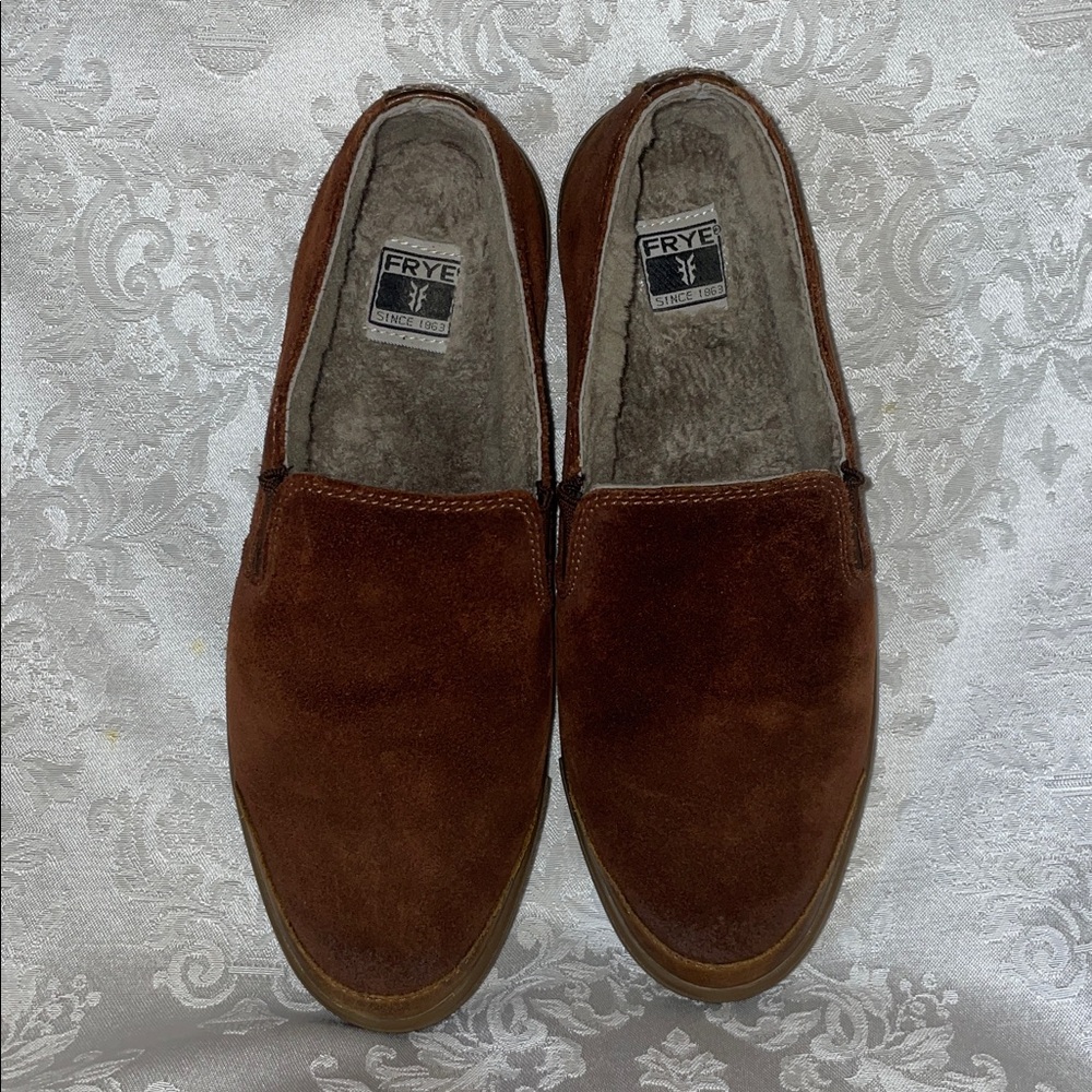 Frye Women’s Rich Brown Suede Slip-Ons.  Size 7.5 M - Picture 3 of 8